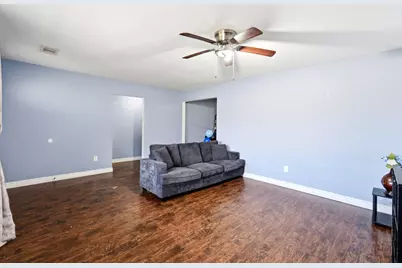3910 Dickinson Avenue, Dickinson, TX 77539 - Photo 10