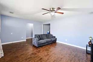 3910 Dickinson Ave, Dickinson, TX 77539 - Photo 10