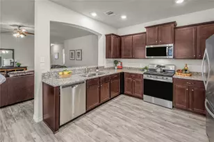7713 Bunker Dr, Navasota, TX 77868 - Photo 10