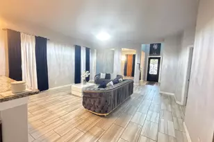 5402 Madison Lee Ln, Houston, TX 77504 - Photo 4