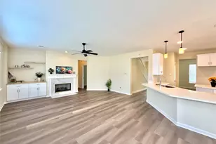 16642 Village View Trail, Sugar Land, TX 77498 - Photo 4