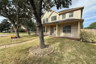 16642 Village View Trail, Sugar Land, TX 77498 - Photo 2