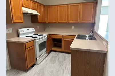 6942 Paris #B, Houston, TX 77021 - Photo 8