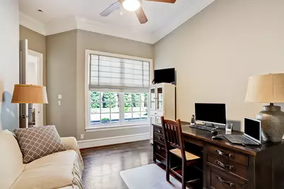 11328 Surrey Oaks Lane, Piney Point Village, TX 77024 - Photo 18