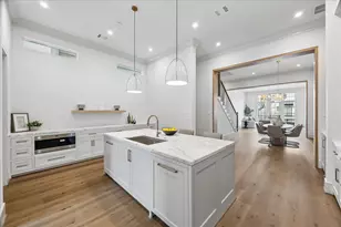 1215 W Pierce St, Houston, TX 77019 - Photo 14