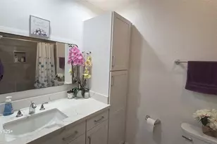 11711 Memorial Dr, Houston, TX 77024 - Photo 10