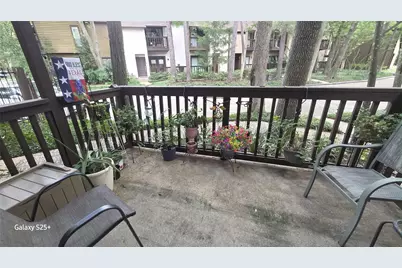 11711 Memorial Drive #45, Houston, TX 77024 - Photo 16