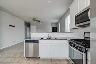 7427 French Quarter Ct, Fulshear, TX 77441 - Photo 14