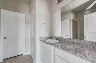 7427 French Quarter Ct, Fulshear, TX 77441 - Photo 18