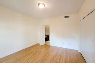 10811 Richmond Ave, Houston, TX 77042 - Photo 14