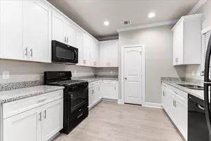 7970 Fowlie St, Houston, TX 77028 - Photo 8