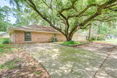 6523 Cypress Point Drive, Houston, TX 77069 - Photo 46