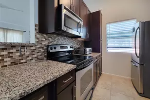 2829 Timmons Ln, Houston, TX 77027 - Photo 10