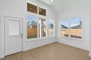 333 Gambels Quail Rd, Waller, TX 77447 - Photo 10