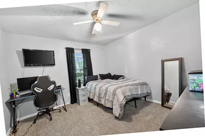 2103 Diane Street, Pinehurst, TX 77362 - Photo 14