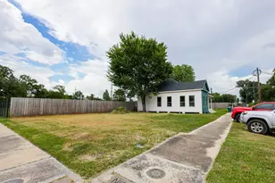 3407 Garrow St, Houston, TX 77003 - Photo 18