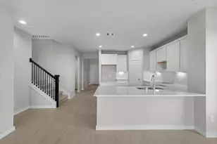 3131 Spitfire Dr, Rosenberg, TX 77471 - Photo 2