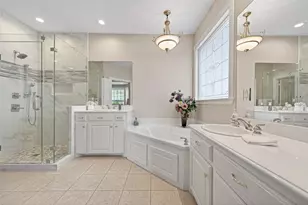 13 Wedgewood Blvd, Conroe, TX 77304 - Photo 36