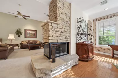 13 Wedgewood Boulevard, Conroe, TX 77304 - Photo 18