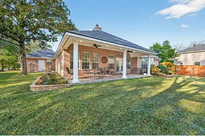 13 Wedgewood Boulevard, Conroe, TX 77304 - Photo 4