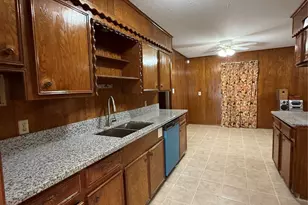 7325 Ley Rd, Houston, TX 77028 - Photo 8