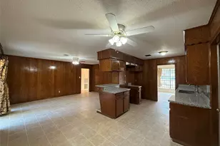 7325 Ley Rd, Houston, TX 77028 - Photo 12