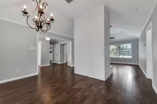 807 Sandringham Dr, Friendswood, TX 77546 - Photo 8