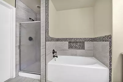 16107 Sheldon Ridge Way, Houston, TX 77044 - Photo 22