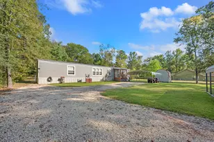 519 S 1st St, Huntington, TX 75949 - Photo 6