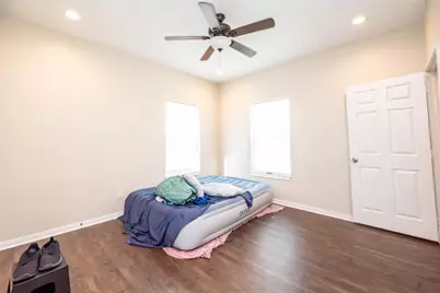 2113 Sealy Street, Galveston, TX 77550 - Photo 12