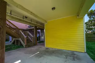 2113 Sealy St, Galveston, TX 77550 - Photo 20