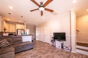 2113 Sealy St, Galveston, TX 77550 - Photo 2