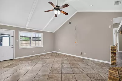 6038 Cartagena Street, Houston, TX 77035 - Photo 14