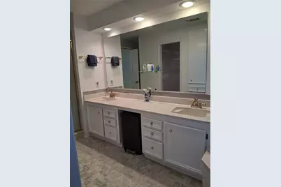 913 Cherry Hills Drive, Huntsville, TX 77340 - Photo 22