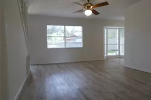 2008 Williamsburg Ct N, League City, TX 77573 - Photo 6