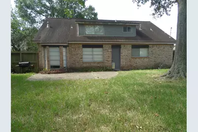 2008 Williamsburg Court N, League City, TX 77573 - Photo 2