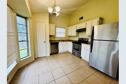 17118 Amber Ridge Drive, Sugar Land, TX 77498 - Photo 12