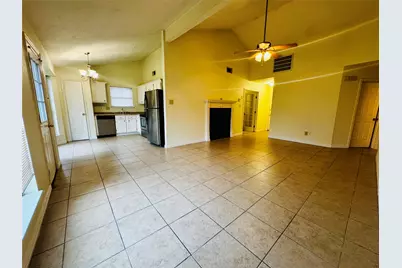 17118 Amber Ridge Drive, Sugar Land, TX 77498 - Photo 4