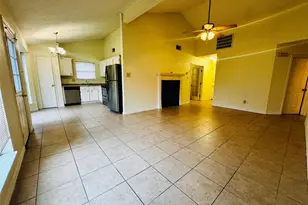 17118 Amber Ridge Dr, Sugar Land, TX 77498 - Photo 4