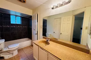 17118 Amber Ridge Dr, Sugar Land, TX 77498 - Photo 6
