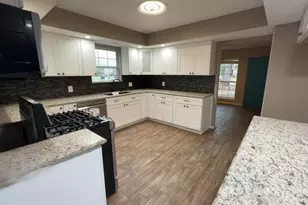 676 Ravensworth Dr, Conroe, TX 77302 - Photo 4