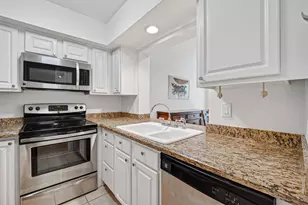 6466 Bayou Glen Rd, Houston, TX 77057 - Photo 16