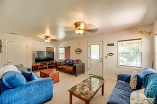 278 Shelter Cove Dr, Livingston, UT 77351 - Photo 8