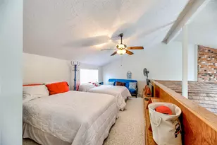 278 Shelter Cove Dr, Livingston, UT 77351 - Photo 12