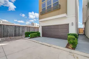 3104 Mitchell Landing Ct, Houston, TX 77025 - Photo 4