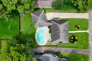 1843 Spruce Knob Dr, Houston, TX 77339 - Photo 2