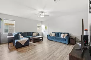 11518 Castle Nugent Ct, Conroe, TX 77304 - Photo 8