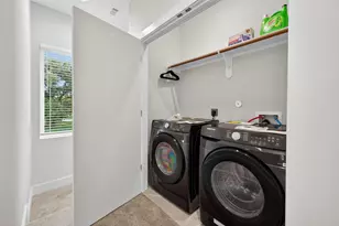 833 Dorchester St St, Houston, TX 77022 - Photo 40
