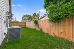 833 Dorchester St St, Houston, TX 77022 - Photo 42