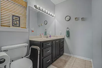 20 Chuckwagon Court, Angleton, TX 77515 - Photo 28